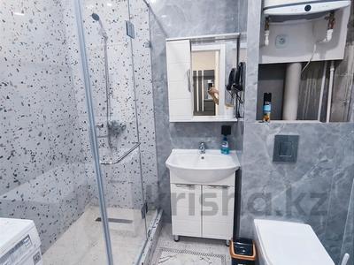 1-комнатная квартира · 50 м² · 2/5 этаж, 16-й мкр 86-86/1 — БАЙТЕРЕК ТРК АКТАУ МОРЕ АКВАПАРК ЦЕНТР ГОРОДА за 8 000 〒 в Актау