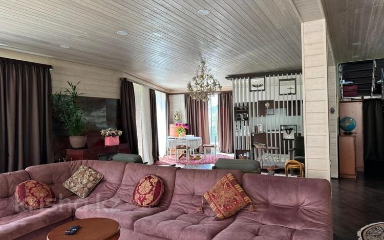 Жеке үй · 4 бөлме · 250 м² · 10 жүзд., Ажибай Батыра 132/2, бағасы: 1.3 млн ₸ в Алматы, Медеуский р-н — фото 9