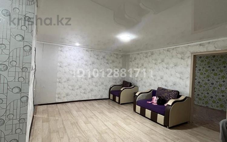 2-бөлмелі пәтер · 44.4 м² · 4/5 қабат, 410 квартал 5 — За тд “Мереке”, бағасы: 150 000 ₸ в Семее — фото 2