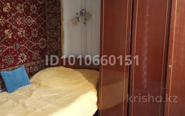 1 бөлме · 14 м², Сатпаева 3, бағасы: 130 000 ₸ в Усть-Каменогорске — фото 2