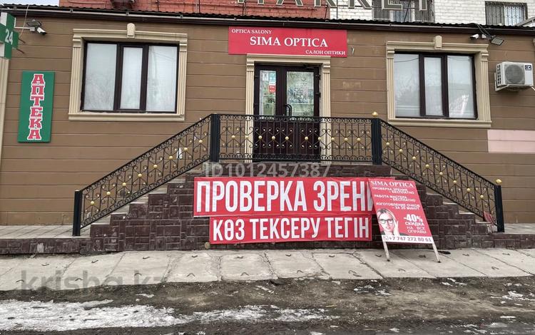 Магазины и бутики · 77.8 м² за 500 000 ₸ в Атырау — фото 2