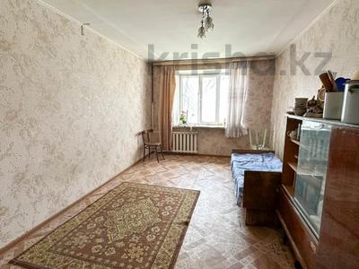 Продажа квартир в Жетысу обл.: 1-комнатная квартира · 36 м² · 1/5 этаж, 4мкр 15 — 3723 за 10.5 млн 〒 1-комнатная квартира · 36 м² · 1/5 этаж, 4мкр 15 — 3723 за 10.5 млн 〒 в Талдыкоргане, мкр Жастар