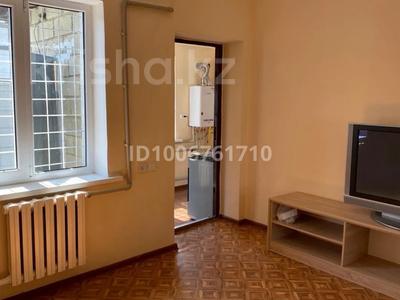 Отдельный дом · 4 комнаты · 75 м², мкр Калкаман-3 — Шаляпина-Ашимова за 300 000 〒 в Алматы, Наурызбайский р-н