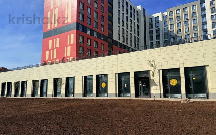 Свободное назначение, офисы, магазины и бутики, склады, общепит, салоны красоты, бани, гостиницы и зоны отдыха, медцентры и аптеки, образование, развлечения · 325 м² за 260 млн 〒 в Астане, Есильский р-н — фото 2