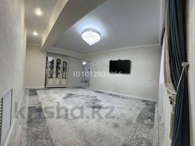 3-бөлмелі пәтер · 100 м² · 3/5 қабат, 5 64/2, бағасы: 30 млн ₸ в Жанаозен