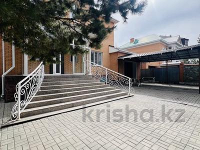 Отдельный дом · 8 комнат · 600 м² · 10 сот., ЛяйляМажун 10 за ~ 4.7 млн 〒 в Астане, Нура р-н