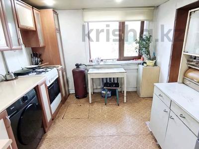 Отдельный дом · 3 комнаты · 70 м² · 4 сот., Лобкова — Украинская за 10.8 млн ₸ в Петропавловске
