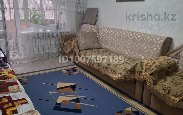 3-комнатная квартира · 61 м² · 3/5 этаж, Пришахтинск, Пришахтинск, 22й микрорайон 22 за 19 млн ₸ в Караганде, Алихана Бокейханова р-н — фото 2