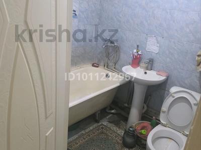 2-бөлмелі пәтер · 46 м² · 1/5 қабат, мкр Каратау 16, бағасы: 12 млн ₸ в Таразе