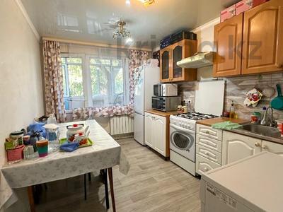 3-комнатная квартира · 63 м² · 1/5 этаж, Самал за 22.5 млн 〒 в Талдыкоргане, мкр Самал