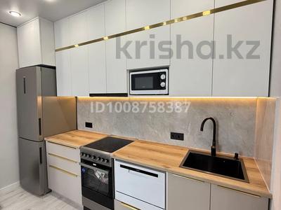 2-бөлмелі пәтер · 40.1 м² · 2/8 қабат, Азербаев 20, бағасы: 29 млн ₸ в Астане, Алматы р-н