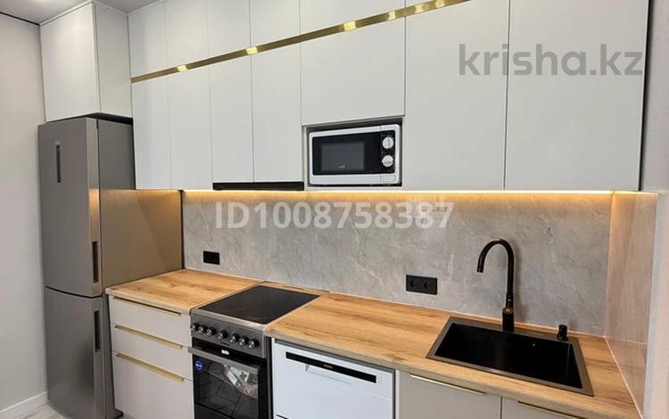 2-бөлмелі пәтер · 40.1 м² · 2/8 қабат, Азербаев 20, бағасы: 29 млн ₸ в Астане, Алматы р-н — фото 2