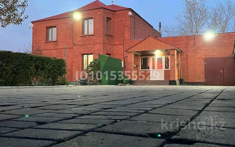 Дом · 5 комнат · 280 м², Калкабекулы 10/1 за 100 000 ₸ в Косшы — фото 2