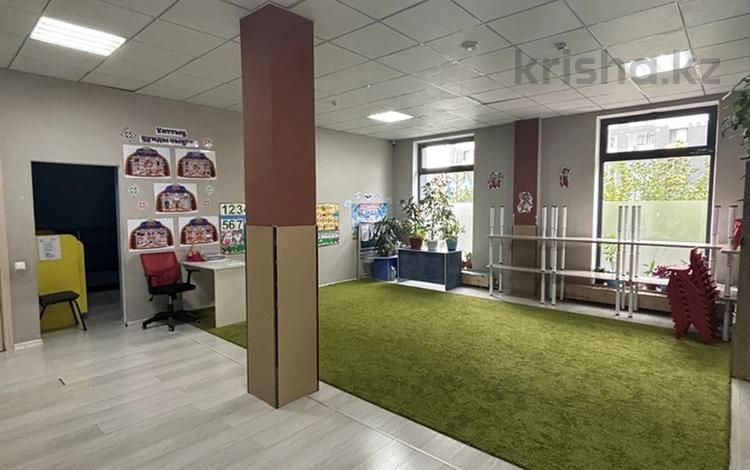 Еркін, кеңселер, медорталықтар мен дәріханалар, білім орталықтары, ойын-сауық · 560 м², бағасы: 480 млн 〒 в Астане, Есильский р-н — фото 2