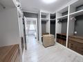 4-комнатная квартира · 355.1 м², мкр Ак Шагала, жален тулепова 1а за 128 млн ₸ в Атырау — фото 29