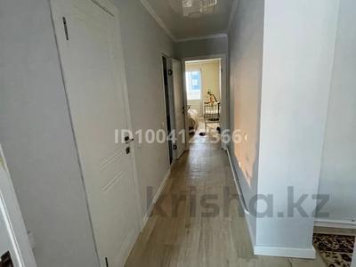 Аренда квартир в Восточно-Казахстанской обл.: 3-комнатная квартира · 66.7 м² · 3/5 этаж, Есенберлина 8/2 за 270 000 〒 3-комнатная квартира · 66.7 м² · 3/5 этаж, Есенберлина 8/2 за 270 000 〒 в Усть-Каменогорске, Ульбинский