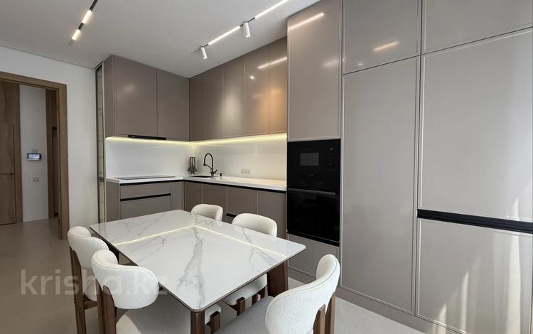 3-комнатная квартира · 110 м² · 25/33 этаж, Аль-фараби 15/1 к5в за 1.1 млн ₸ в Алматы, Бостандыкский р-н — фото 2