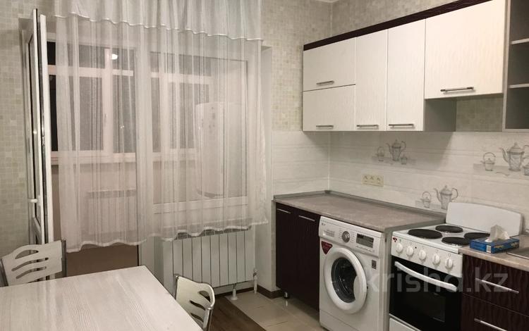 2-комнатная квартира, 55 м², 2/5 этаж, мкр Аксай-4 за 33 млн 〒 в Алматы, Ауэзовский р-н — фото 2