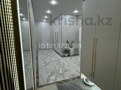 3-бөлмелі пәтер · 111.4 м² · 2/5 қабат, мкр. Алтын орда — Ораза татеулы 100В, бағасы: 45 млн ₸ в Актобе