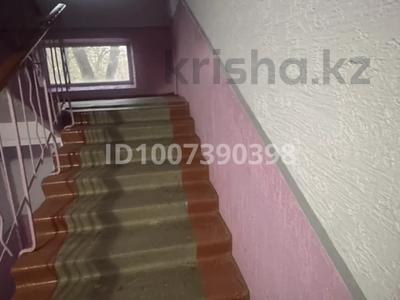 4-бөлмелі пәтер · 78 м² · 3/5 қабат, мкр Каратау 4 — Торговый центр, бағасы: 21 млн 〒 в Таразе