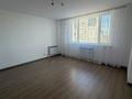 3-комнатная квартира · 85 м² · 11/15 этаж, Шафика Чокина 9 — Коммунальные услуги включены за 350 000 ₸ в Астане, Нура р-н — фото 7