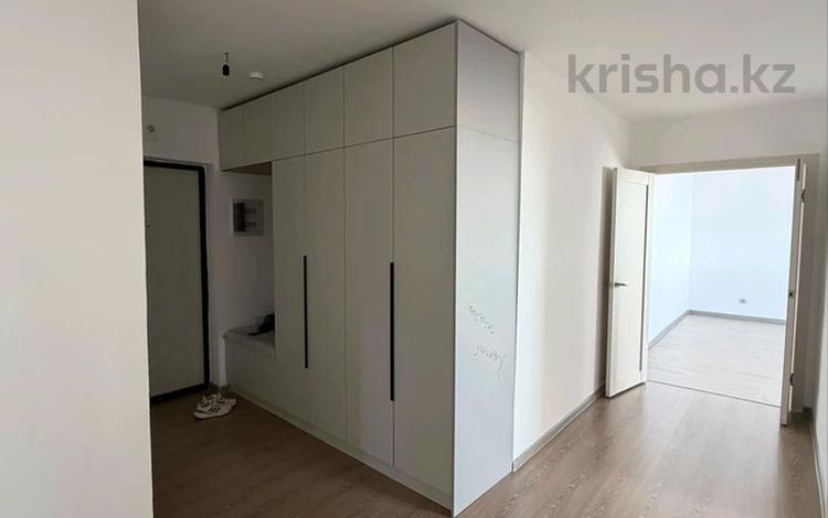 3-комнатная квартира · 85 м² · 11/15 этаж, Шафика Чокина 9 — Коммунальные услуги включены за 350 000 ₸ в Астане, Нура р-н — фото 5