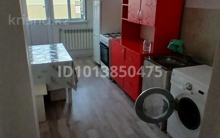 2-бөлмелі пәтер · 60 м² · 3/5 қабат, мкр Улы Дала 997, бағасы: 100 000 ₸ в Таразе — фото 2
