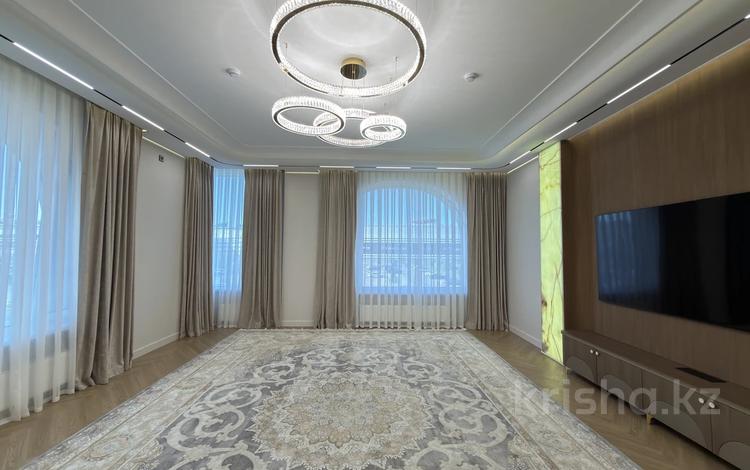 4-комнатная квартира · 160 м² · 2/15 этаж, Турар Рыскулов 3 за 225 млн ₸ в Астане, Есильский р-н — фото 2