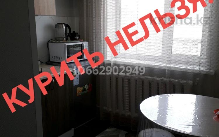 1-бөлмелі пәтер, 19 м², 3/5 қабат тәулігіне, Глинки 27, бағасы: 8 000 〒 в Семее — фото 15