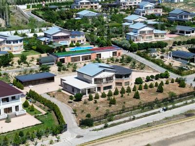 Отдельный дом · 11 комнат · 750 м² · 45 сот., мкр &quot;Самал 2&quot; 3 — На береговой линии за 750 млн 〒 в Актау, мкр "Самал 2"