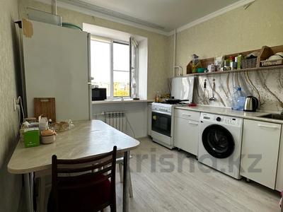1-комнатная квартира · 37 м² · 4/9 этаж, Абулхайыр хана 82 — Напротив , Бизнес центр Мир за 12.8 млн 〒 в Актобе