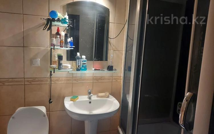 2-комнатная квартира · 60 м² · 4/9 этаж, мкр Аккент 7 за 250 000 ₸ в Алматы, Алатауский р-н — фото 2