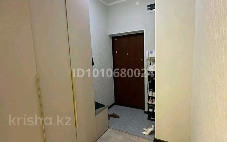 3-бөлмелі пәтер · 103 м² · 4/5 қабат, Молдагулова 25, бағасы: 42 млн ₸ в Уральске — фото 2