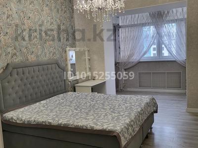 2-комнатная квартира · 90 м² · 6/10 этаж, мкр. Алтын орда, Алия Молдагулова 50а за 300 000 ₸ в Актобе
