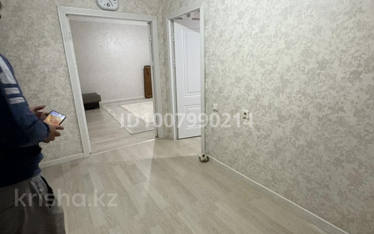 2-бөлмелі пәтер · 76 м² · 2/5 қабат, мкр Нурсат 2, Нұрсәт ш/а — Алея бойы, бағасы: 180 000 ₸ в Шымкенте, Каратауский р-н — фото 2