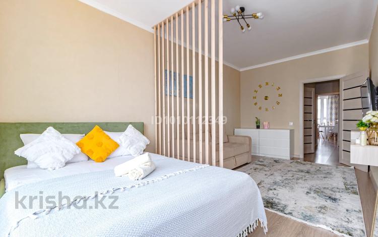 1-комнатная квартира · 40 м² · 4/22 этаж, Бектурова 4/1 за 14 000 ₸ в Астане, Нура р-н — фото 2