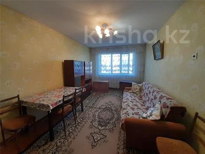 2-комнатная квартира, 45 м², 1/5 этаж, 6 МКР за 7.4 млн 〒 в Темиртау