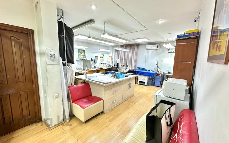 1-комнатная квартира · 93.1 м² · 1/4 этаж, Кабанбай батыра — Между Абылай хана и Чайковского за 67 млн ₸ в Алматы, Алмалинский р-н — фото 2