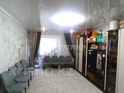 4-комнатная квартира · 81.8 м² · 5/5 этаж, 3 микрорайон 15 за 7 млн ₸ в Качаре