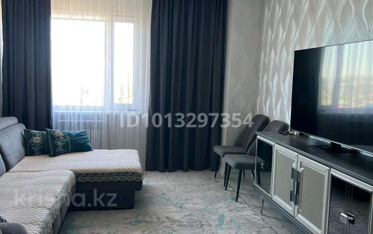 3-комнатная квартира · 108 м² · 11/12 этаж, мкр Юго-Восток, Республики 1/3 за 43 млн ₸ в Караганде, Казыбек би р-н — фото 2