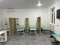 Медорталықтар мен дәріханалар · 50 м², бағасы: 300 000 ₸ в Актау, мкр "Толкын-2" — фото 9