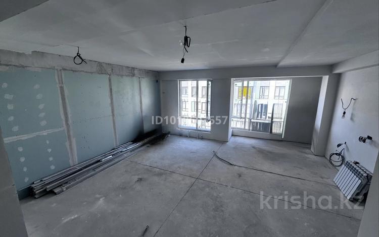 2-бөлмелі пәтер · 63 м², мкр Акжар, Береке 9, бағасы: 29 млн ₸ в Алматы, Наурызбайский р-н — фото 2