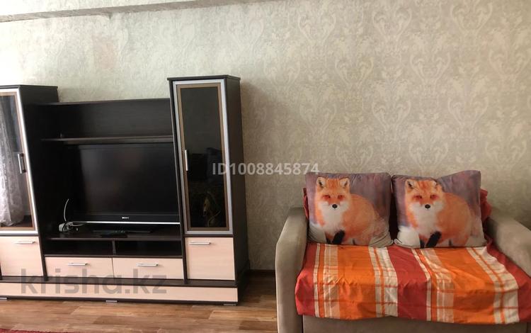 1-комнатная квартира · 36 м² · 3/12 этаж, Казахстан 70 за 14 000 ₸ в Усть-Каменогорске, Ульбинский — фото 2