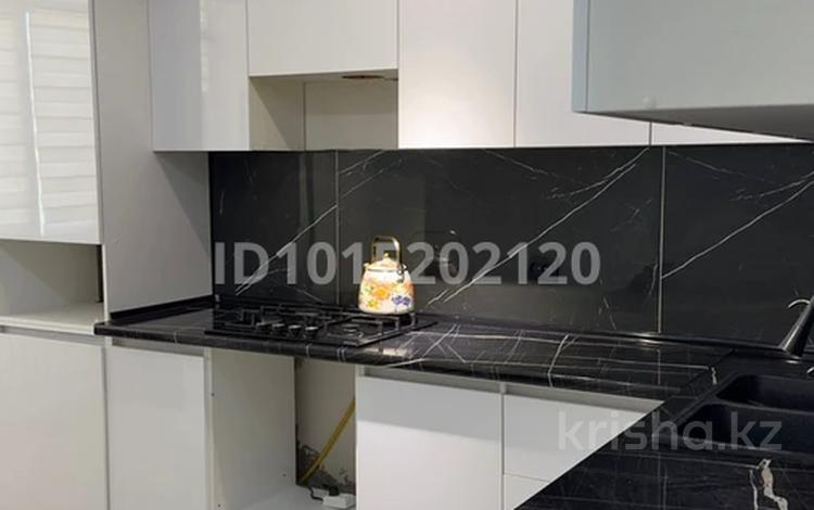 2-комнатная квартира · 61 м² · 1/6 этаж, 38-й мкр, 38 мкрн 31 — Үй жақсы жерде орналасқан,роддом,магазин,мектеп бар за 23 млн ₸ в Актау — фото 2