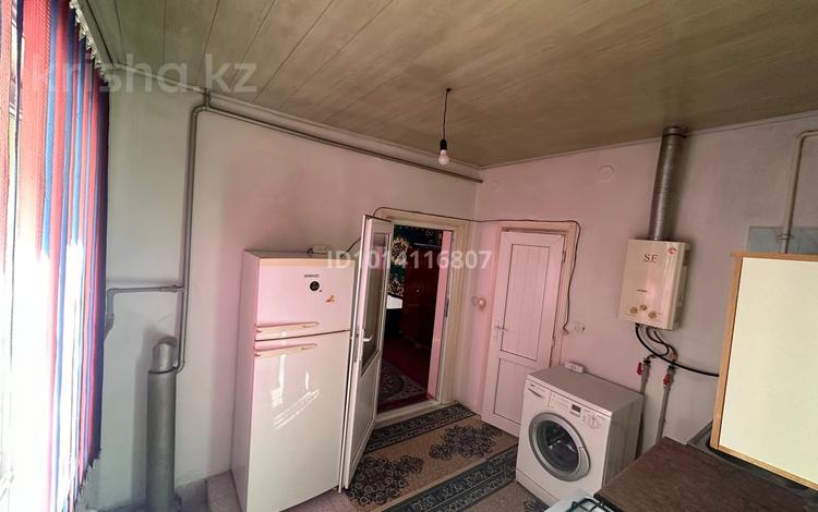 1-комнатная квартира · 30 м² · 1/1 этаж, 11-й микрорайон 214 — Пересечение Орынбая Акына, улица Мадели Кожа 214 дом, частный дом за 100 000 ₸ в Шымкенте, Енбекшинский р-н — фото 2