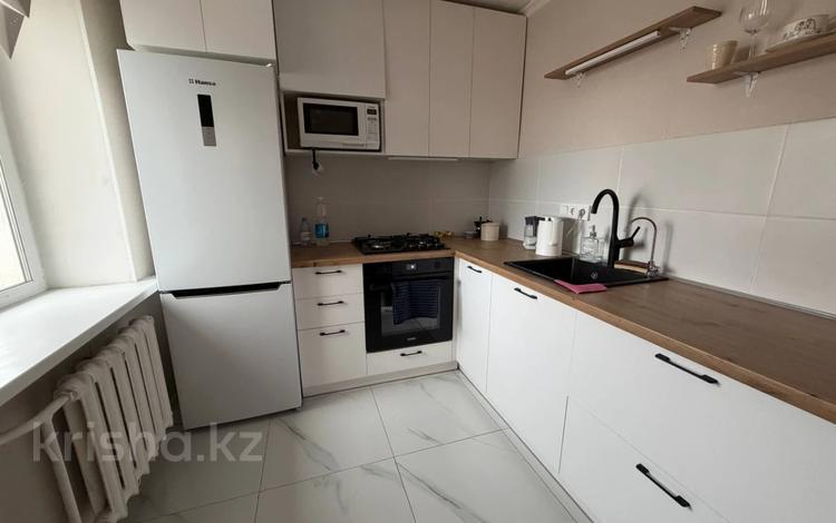 2-бөлмелі пәтер · 40 м² · 4/4 қабат, Шевченко 48, бағасы: 45.5 млн ₸ в Алматы, Алмалинский р-н — фото 2