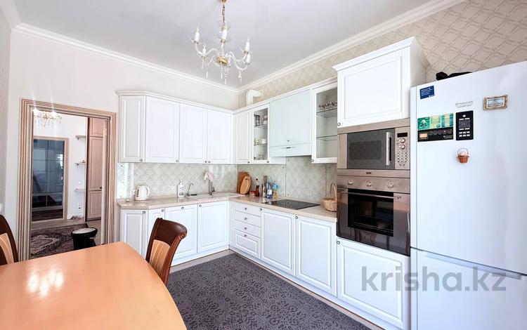 Үйдің бір бөлігі · 5 бөлме · 165.2 м² · 6.5 жүзд., Куман тастанбекова, бағасы: 150 млн ₸ в Астане, Есильский р-н — фото 2