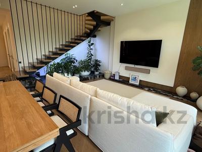 5-комнатная квартира · 250 м² · 3/3 этаж, Тайманова 224Б за 630 млн 〒 в Алматы, Медеуский р-н