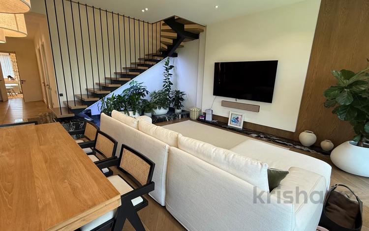 5-комнатная квартира · 250 м² · 3/3 этаж, Тайманова 224Б за 630 млн ₸ в Алматы, Медеуский р-н — фото 3