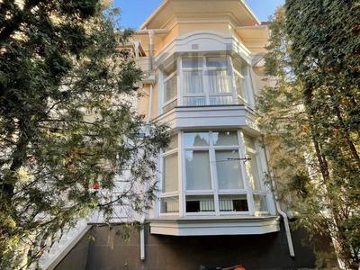 Отдельный дом · 6 комнат · 420 м² · 3 сот., Достык 341 за 2.7 млн 〒 в Алматы, Медеуский р-н